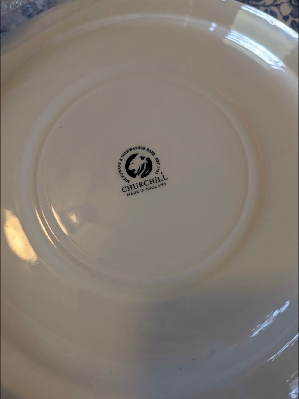 Church Dinnerware Set (20 pcs) - Picture 3 of 5